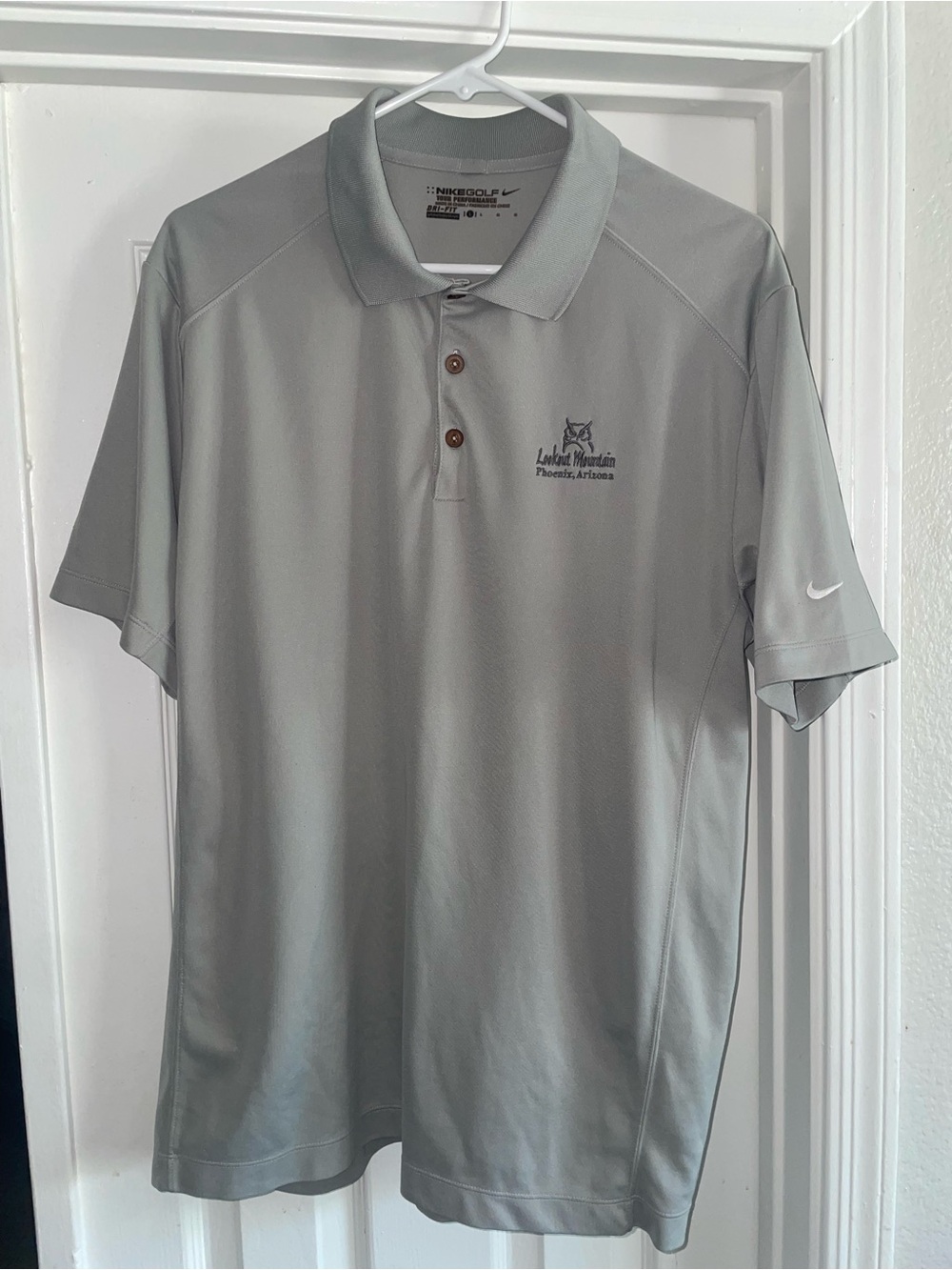 Nike Light Gray Men's Golf Polo with Subtle Logo